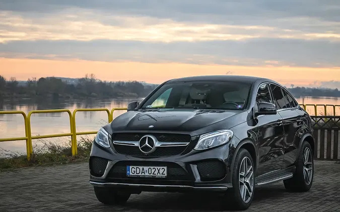 samochody osobowe Mercedes-Benz GLE cena 189000 przebieg: 168000, rok produkcji 2016 z Tczew